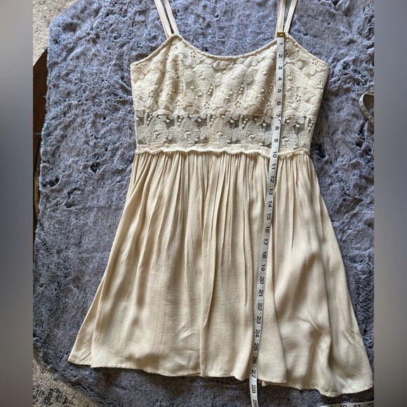 Deja Vu Cream Lace Babydoll Spaghetti Strap Mini Dress Lined Size Large EUC - Picture 14 of 16